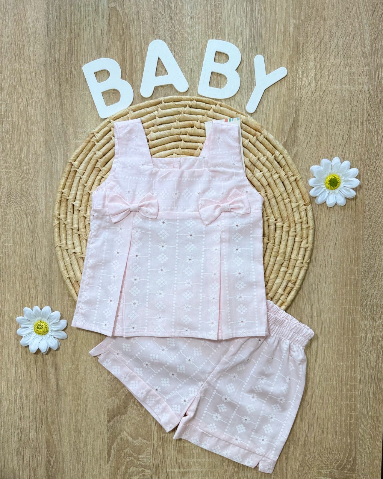 Conjunto de 2 Piezas Short y Camisa Para Bebé Niña