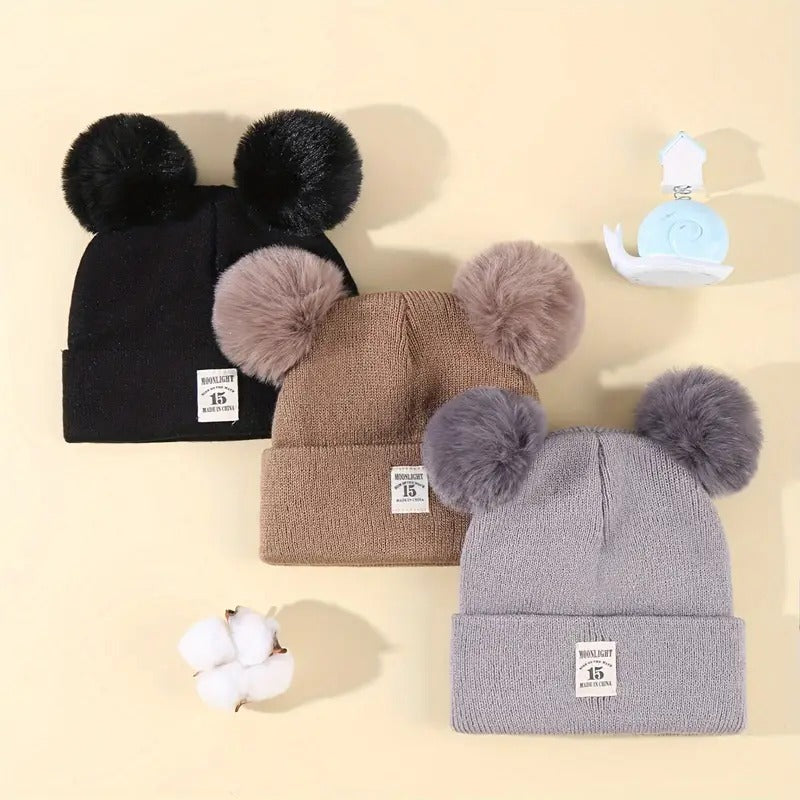 Gorro con Pompones Abrigador Rosado, Gris, Café, Negro Para Bebé