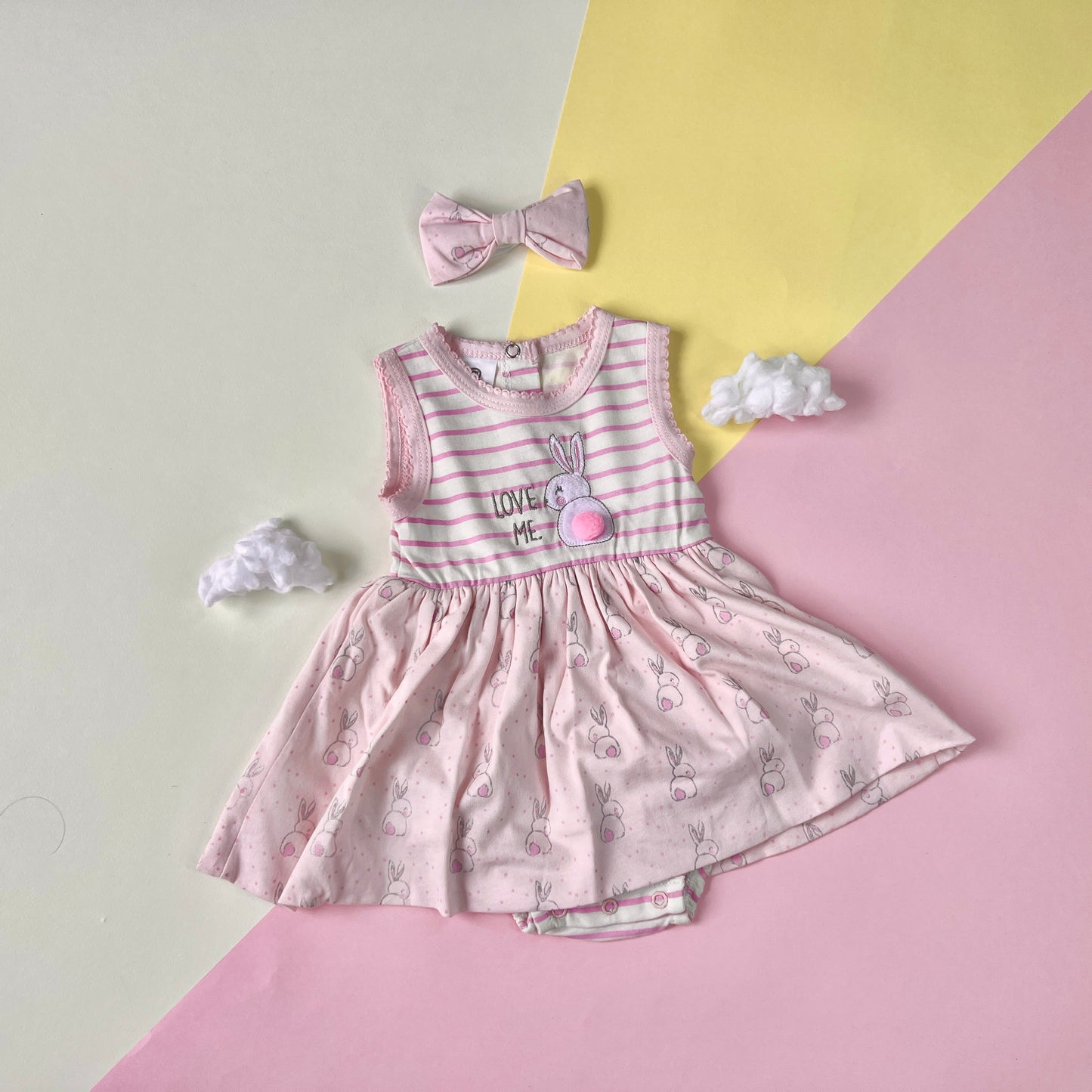 Vestido Rosado de Conejo