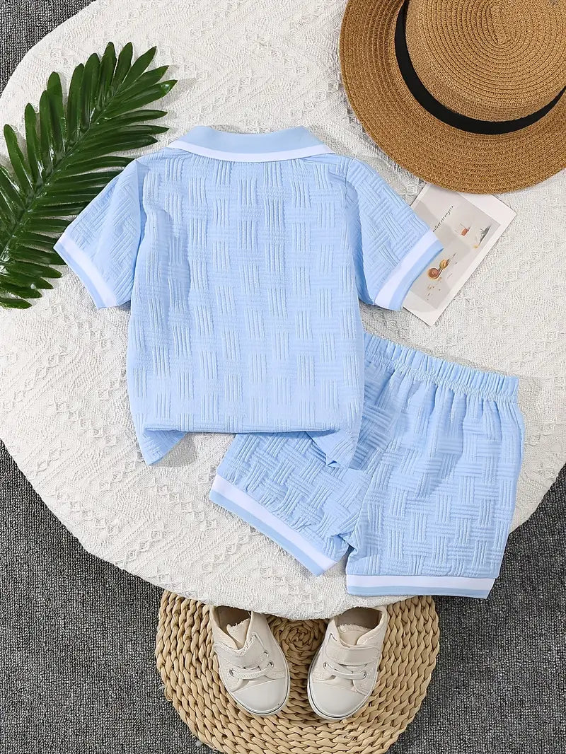 Conjunto Celeste Con Camisa Cuello y Short Para Bebé Niño.