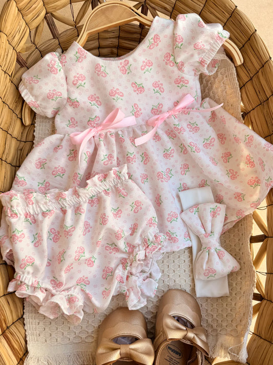 Vestido Tres Piezas Floral Rosa