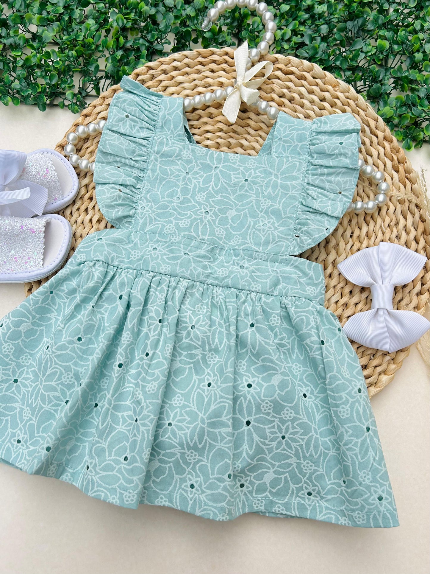 Vestido Ojalillo Verde con Cubre Pañal Interno
