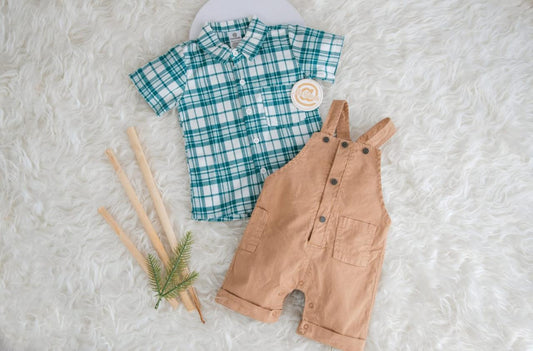 Braga Beig Con Camisa  de Cuello de Cuadros Verdes